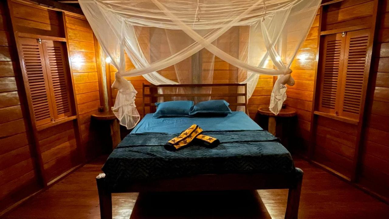Hotel Nyande Raja Ampat à Pulau Mansuar Extérieur photo