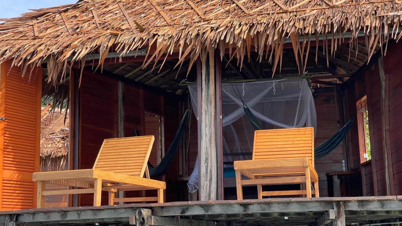 Hotel Nyande Raja Ampat à Pulau Mansuar Extérieur photo