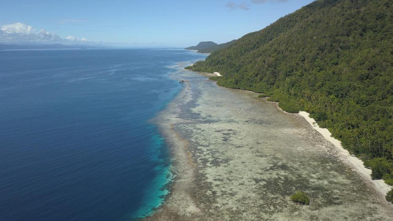 Hotel Nyande Raja Ampat à Pulau Mansuar Extérieur photo